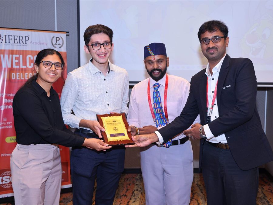 Best paper award presented to the student team